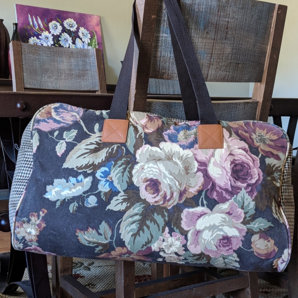 Fabric travel bag - Picture 1 of 5